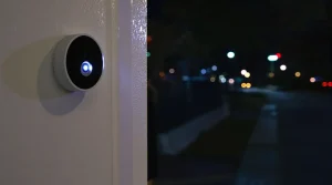 Des milliers de caméras de surveillance connectées à Amazon ? La nouvelle fonction de Ring crée la polémique